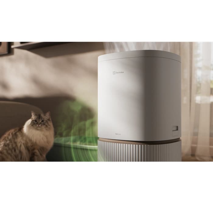 Activated carbon filter removes up to 99%¹ of pet odours