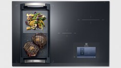 Electrolux Infinite™ Combi indüksiyonlu ocak ve üzerinde plancha ızgara